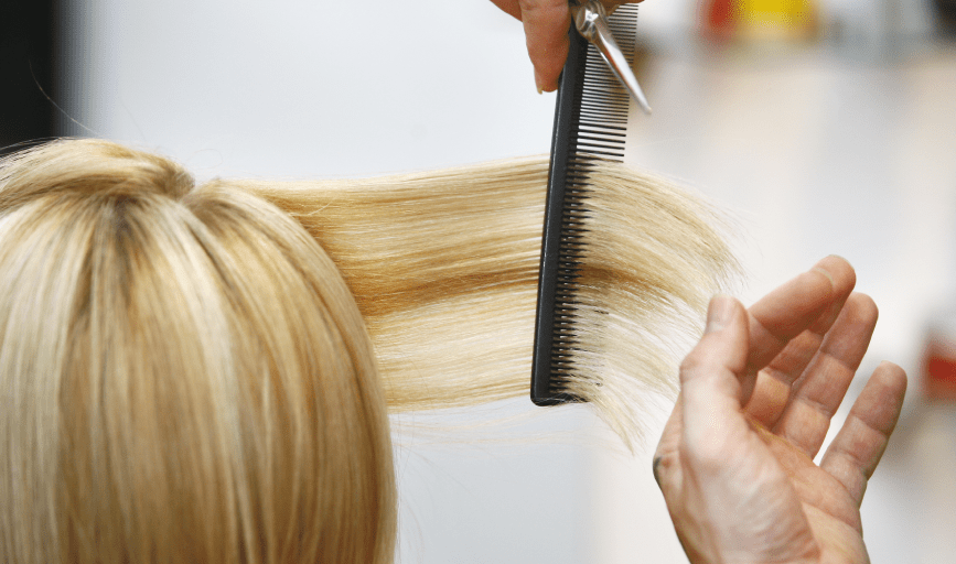 WOMEN'S HAIRCUT